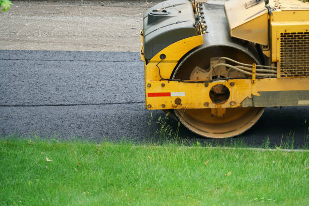 Best Driveway Paving Contractor  in Bellville, TX
